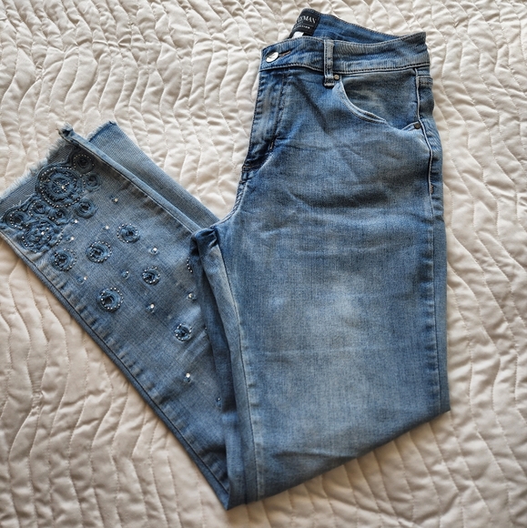 Frank lyman jean - Picture 1 of 12